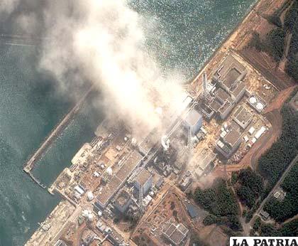 Vista aérea de la central nuclear de Fukushima