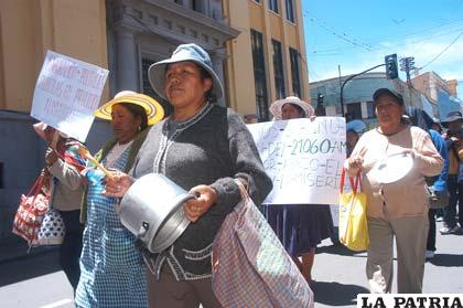 Mujeres luchadoras de Oruro se unirán al festejo mundial