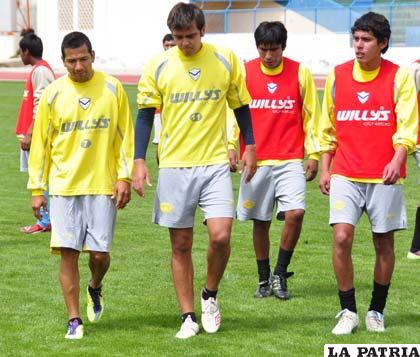 Salinas, Vieira, Escalera y Arauz, jugadores del plantel de San José