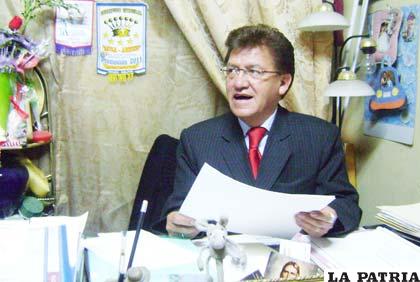 Edgar Auza confirma que el Instituto “Auza Arnez” organizará la elección de Miss y Mister Oruro 