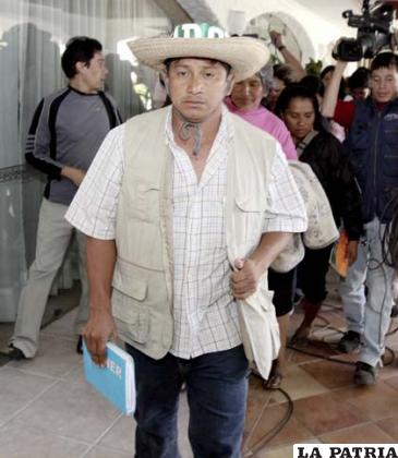 Adolfo Chávez presidente de la Confederación de Pueblos Indígenas de Bolivia (CIDOB), cuestiona gasto excesivo para realizar la consulta