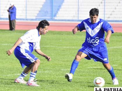 Williams Troncoso no perdió su dominio de balón