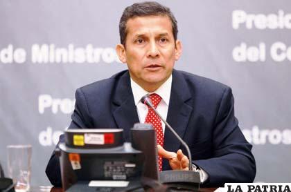 Ollanta Humala presidente de Perú niega trato preferente con su hermano Antauro Humala que cumple una condena en una cárcel