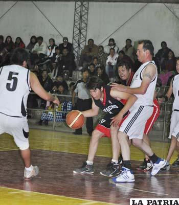 Saracho y Alemán volverán a jugar esta noche