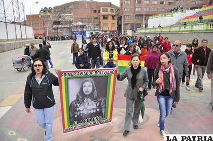 La familia de Juan Mendoza también estuvo presente