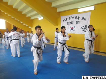 El trabajo de preparación de los deportistas orureños