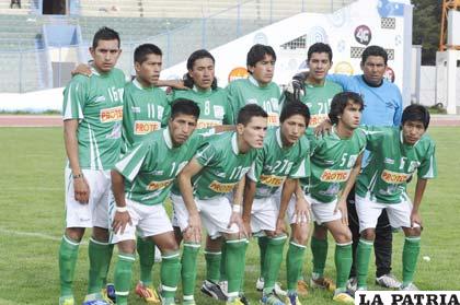 Jugadores de Sur Car, gallardos campeones de la Primera “B”