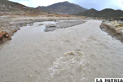 La Asamblea Legislativa Departamental trabaja en el proyecto de remediación ambiental del río de Huanuni