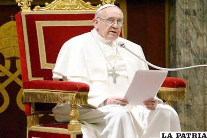 El papa Francisco es entronizado hoy y comienza un pontificado de humildad