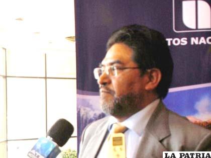 Presidente del Servicio de Impuestos Nacionales, Roberto Ugarte Quispaya