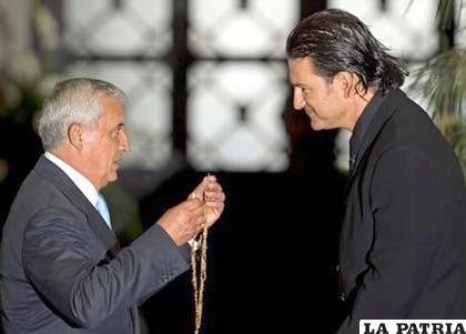 Ricardo Arjona recibió un reconocimiento del gobierno de su país
