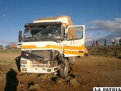 Camión que fue protagonista del accidente de tránsito