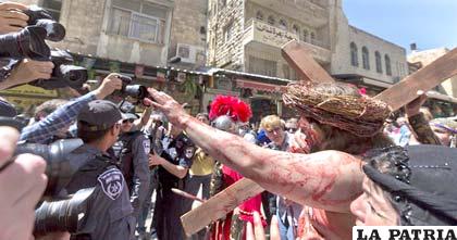 Hubo empujones y disturbios en Jerusalén durante el Vía Crucis