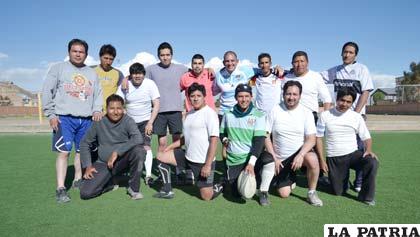 Deportistas orureños dedicados al rugby