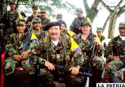 Integrantes de la Fuerzas Armadas Revolucionarias de Colombia