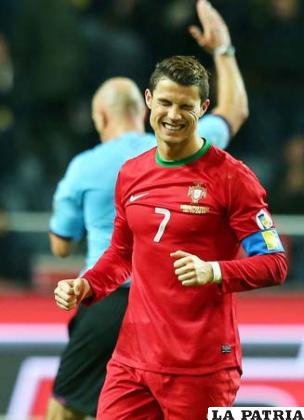 Ronaldo anotó dos goles