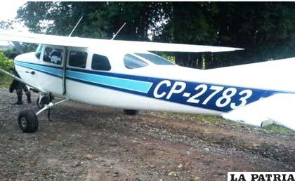 Avioneta con matrícula boliviana capturada en el Perú