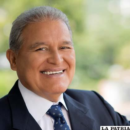 Candidato oficialista a la presidencia de El Salvador, Salvador Sánchez Cerén