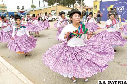 Las polleras se pusieron de manifiesto en la fiesta de tentaciones