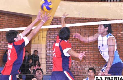 Árbitros y deportistas en el voleibol serán capacitados