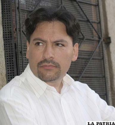 Víctor Montoya, escritor