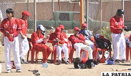 Integrantes del equipo de Peligrosos Rojos