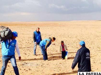 Niño que fue encontrado en la frontera de Jordania