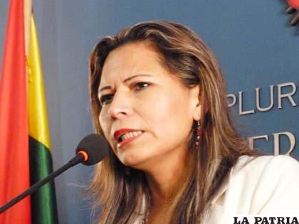 Sandra Gutiérrez, lamenta que se quiera deshonrar al Gobierno