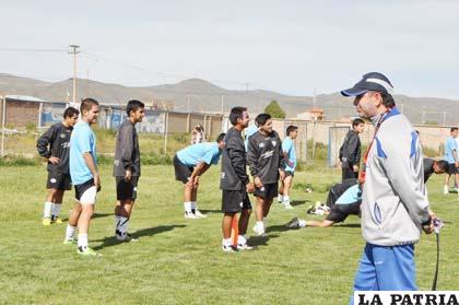El equipo “santo” no descuida sus entrenamientos