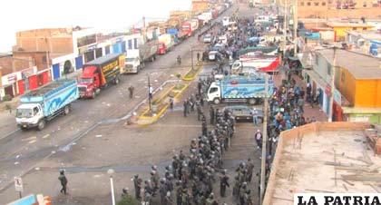 Proceso de formalización deja más de una decena de heridos en Perú