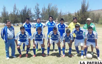 El equipo de Sajama, que interviene en la Copa Oruro