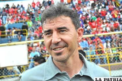 El español Manuel Alfaro no es más entrenador de Wilstermann