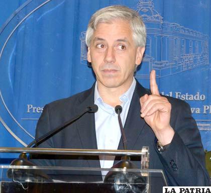 García Linera ratifica en Chile que demanda marítima continuará en La Haya 