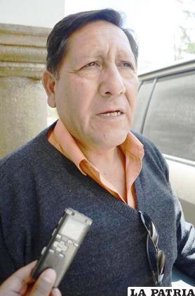 El candidato del PP, Edwin Tórrez