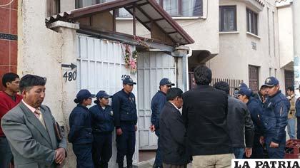 Uno de los lenocinios clausurados, luce como una casa cualquiera y pasa desapercibida