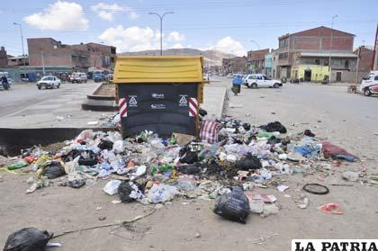 La basura inundó la ciudad en anteriores paros laborales de EMAO