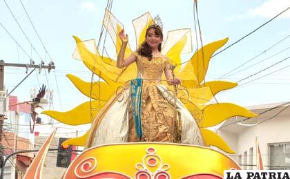 Ruth Miranda, reinita del Corso Infantil 2015