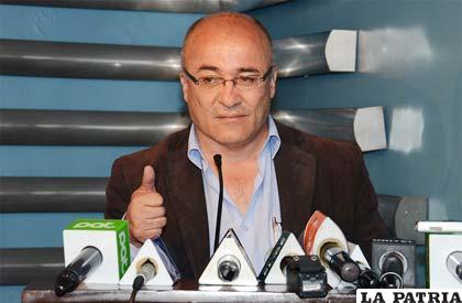 Ministro de Gobierno Hugo Moldiz