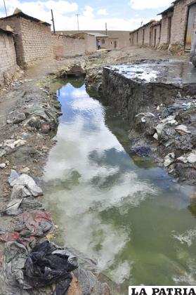 Aguas ácidas que salen de la mina San José no son tratadas