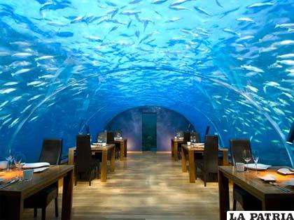 Restaurante submarino Ithaa en Japón