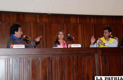 Los candidatos al municipio de La Paz, Guillermo Mendoza y Luis Revilla