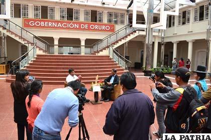 Candidato del MAS, Vásquez, entrevistado para programa de televisión estatal