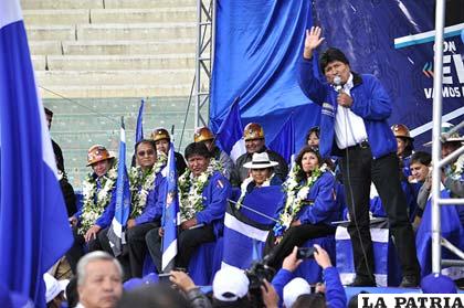 Morales pide que se vote por los candidatos de su partido