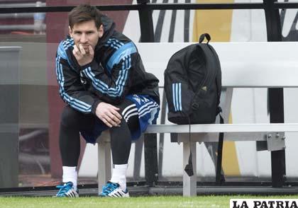 Messi no parece estar en condiciones para ser titular