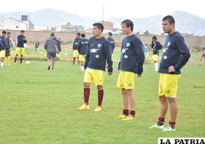 El equipo orureño culminó ayer su preparación