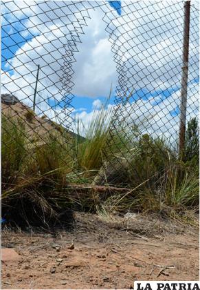 La Policía encontró un hueco en la malla perimetral