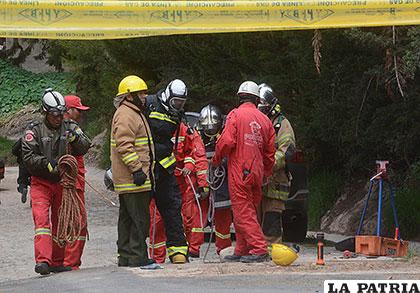 Bomberos en Aranjuez, lugar del deceso de tres personas /APG