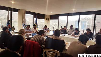 Durante el congreso de la Febad en La Paz