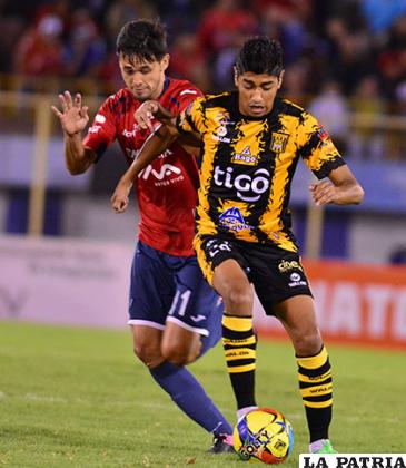 Empataron 1-1 la última vez que jugaron en Cochabamba el 17/12/2015 /APG