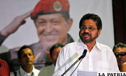 El líder negociador de las FARC, Luciano Marín, alias 